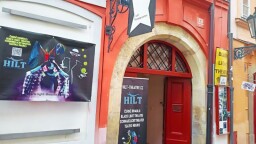 Interaktive Show des Underground Black Light Theatre in Prag: Bilder der Liebe